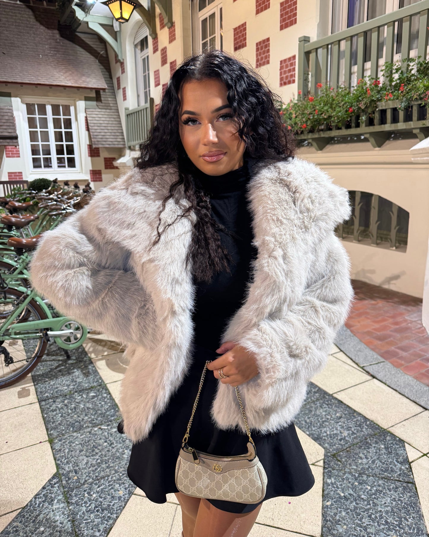 Fourrure Yasmine beige