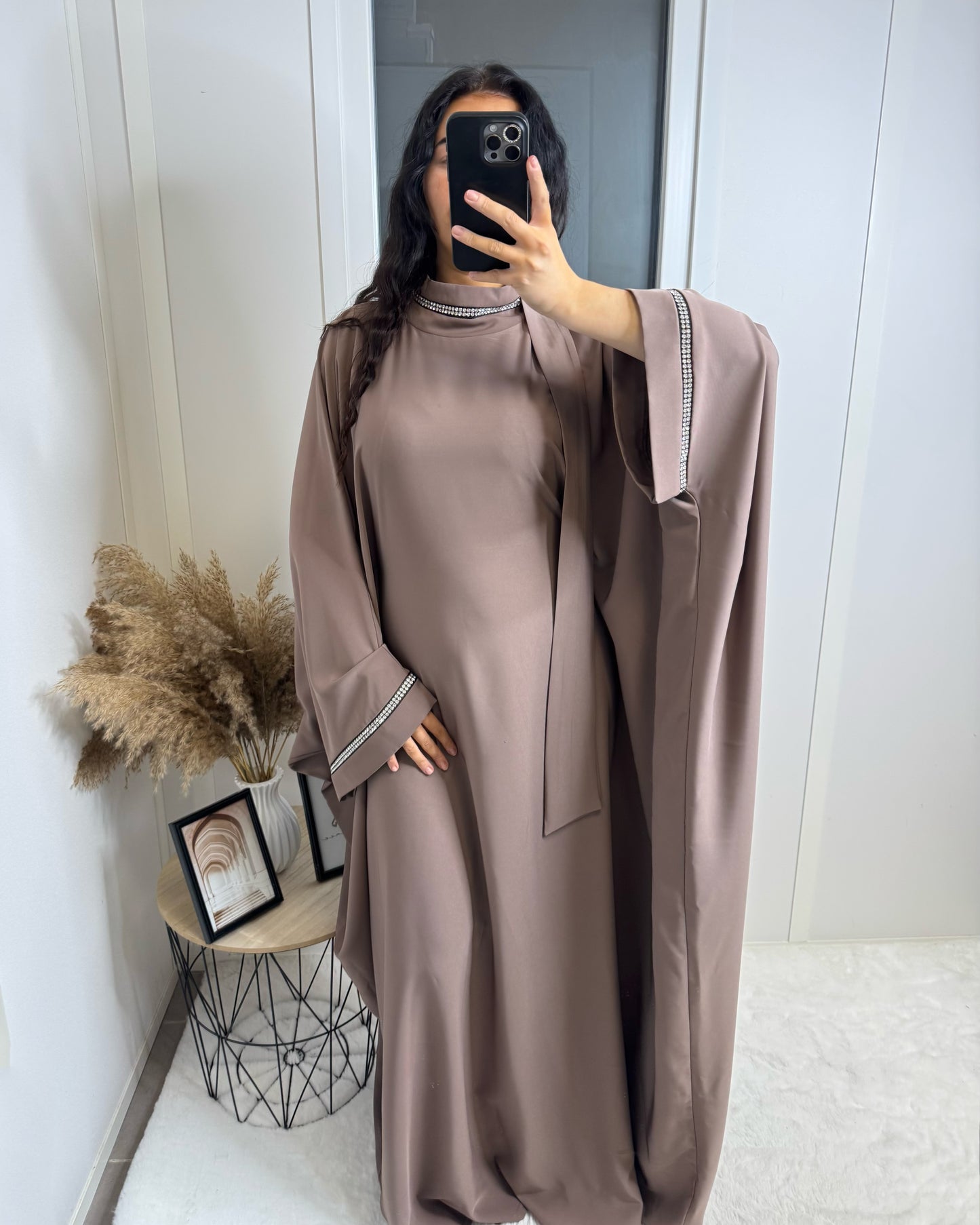 Abaya col Leïla taupe